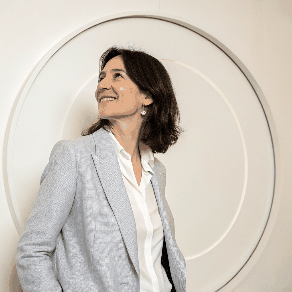 Elena Rostova, Plano homeowner